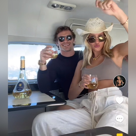 extreme wide leg suit pants with paperbag waist and rope belt like Alix Earle’s - Picture 4 of 6